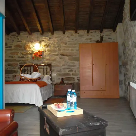 Casa Antoni@ カントリーハウス パラーダ・デ・シル